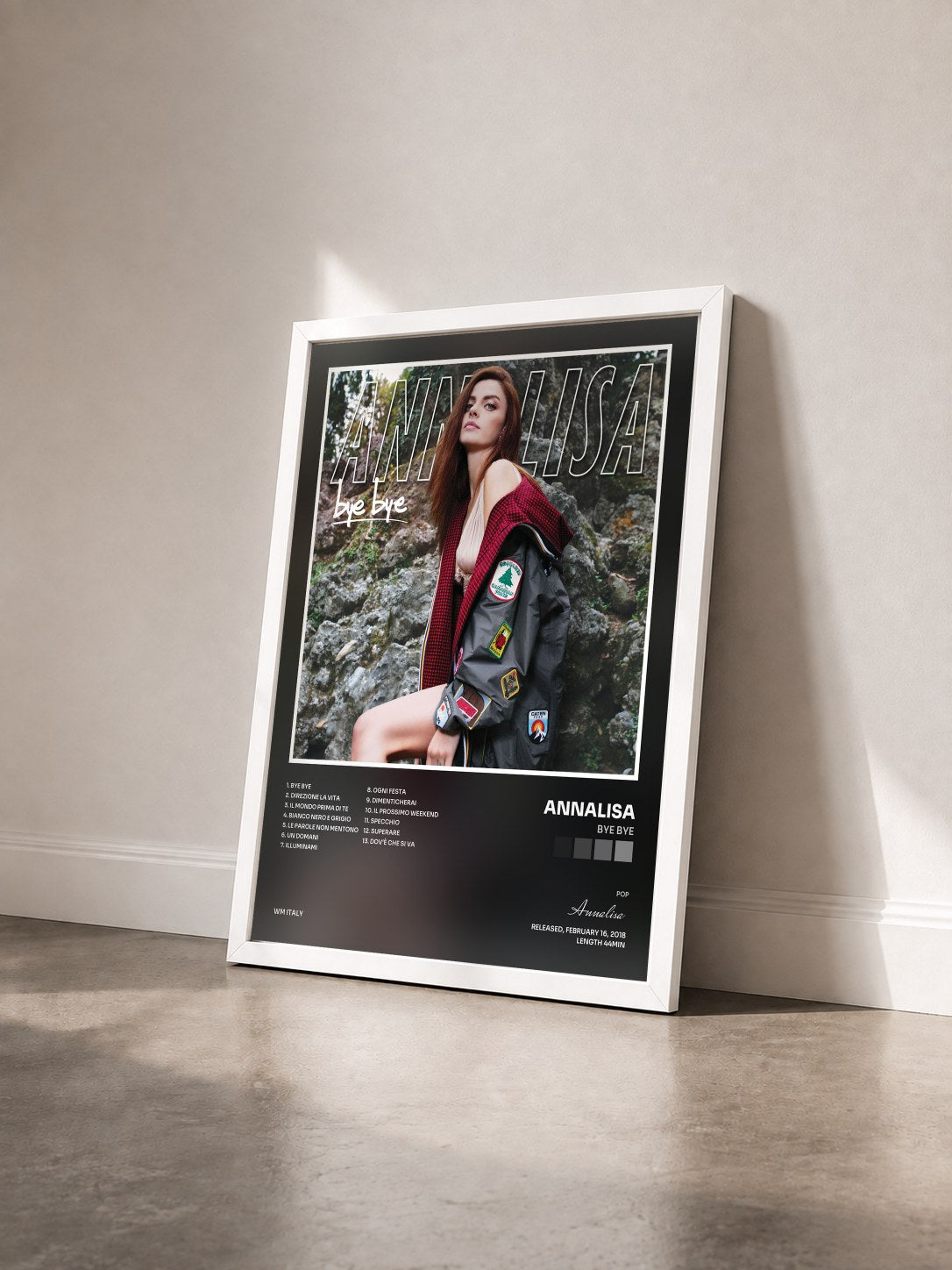 #blanc Tableau de l'album Bye Bye de Annalisa vu de trois quarts, cadre blanc