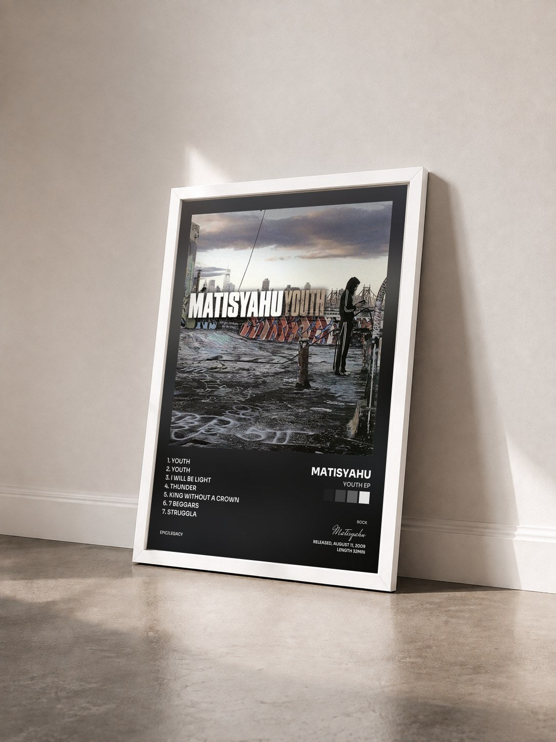 #blanc Tableau de l'album Youth EP de Matisyahu vu de trois quarts, cadre blanc