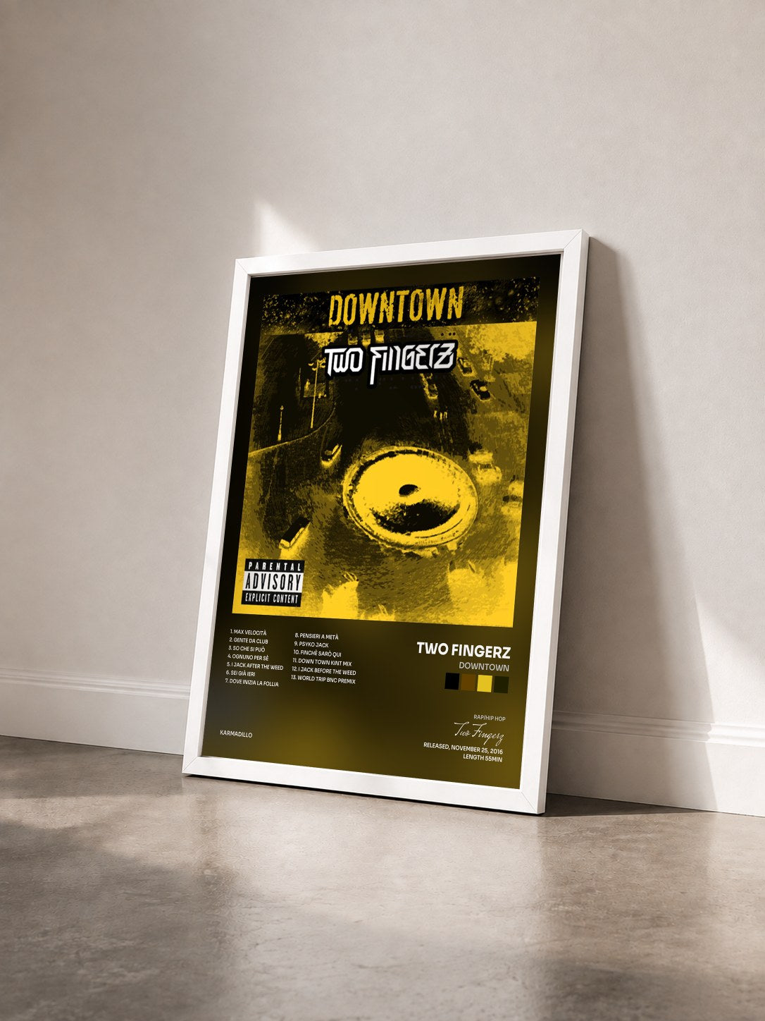#blanc Tableau de l'album Downtown de Two Fingerz vu de trois quarts, cadre blanc