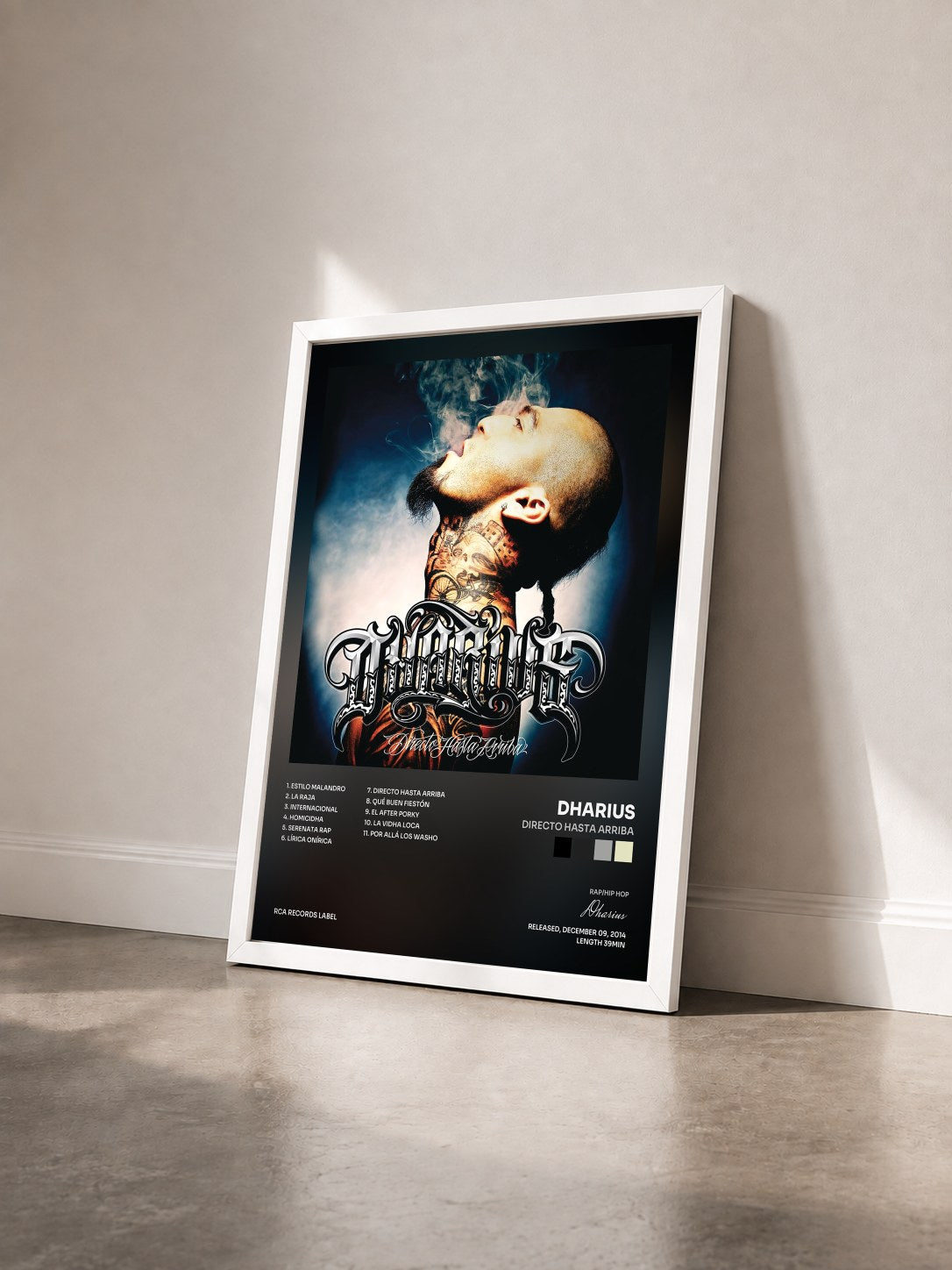 #blanc Tableau de l'album Directo Hasta Arriba de Dharius vu de trois quarts, cadre blanc