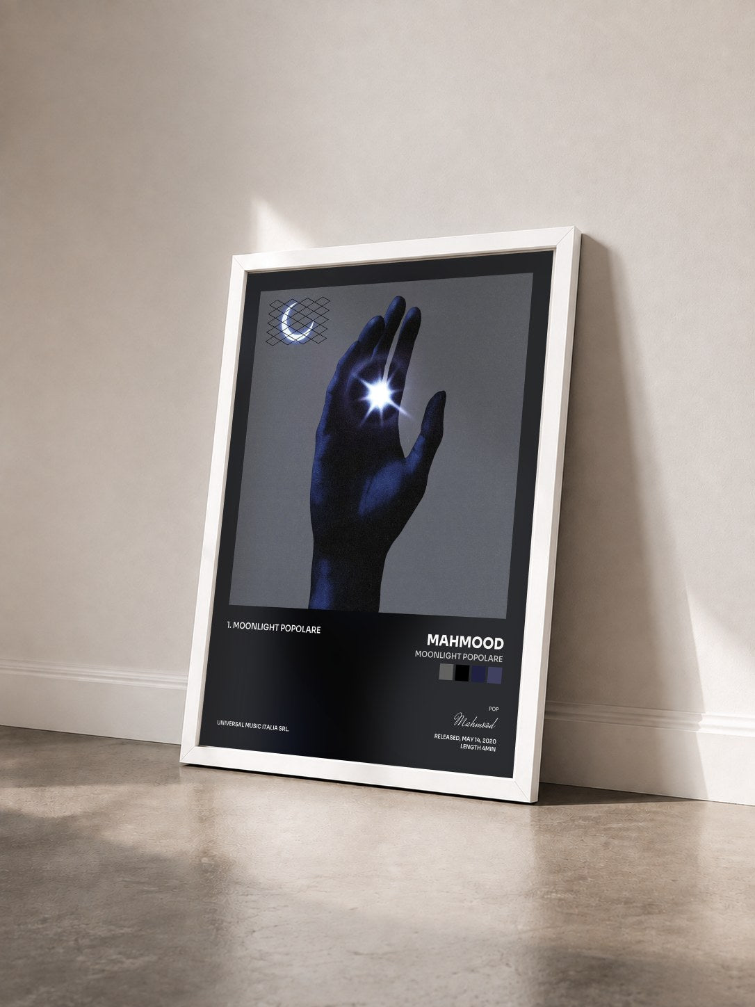 #blanc Tableau de l'album Moonlight Popolare de Mahmood vu de trois quarts, cadre blanc