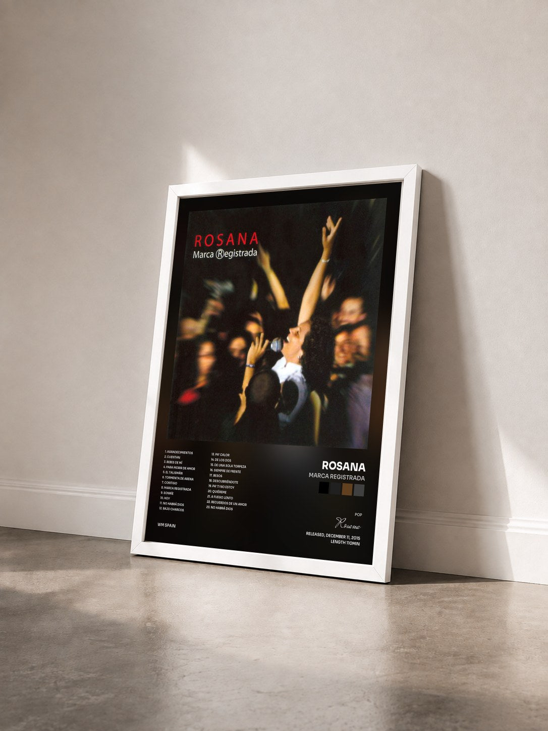 #blanc Tableau de l'album Marca Registrada de Rosana vu de trois quarts, cadre blanc
