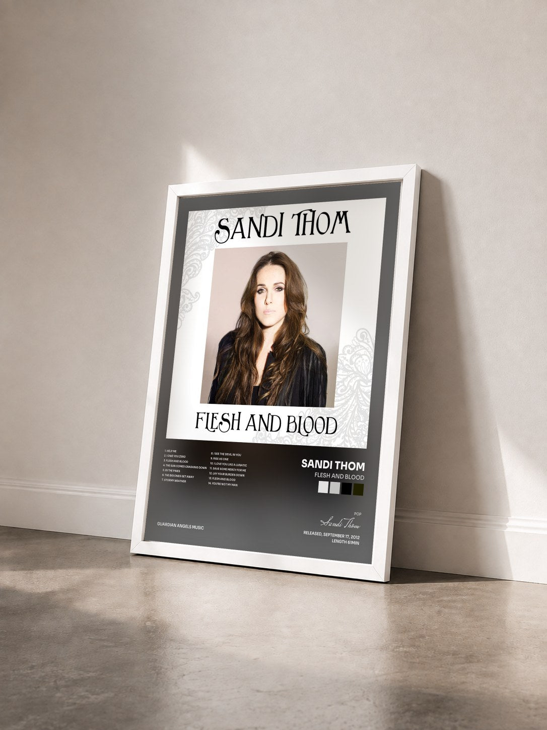#blanc Tableau de l'album Flesh and Blood de Sandi Thom vu de trois quarts, cadre blanc