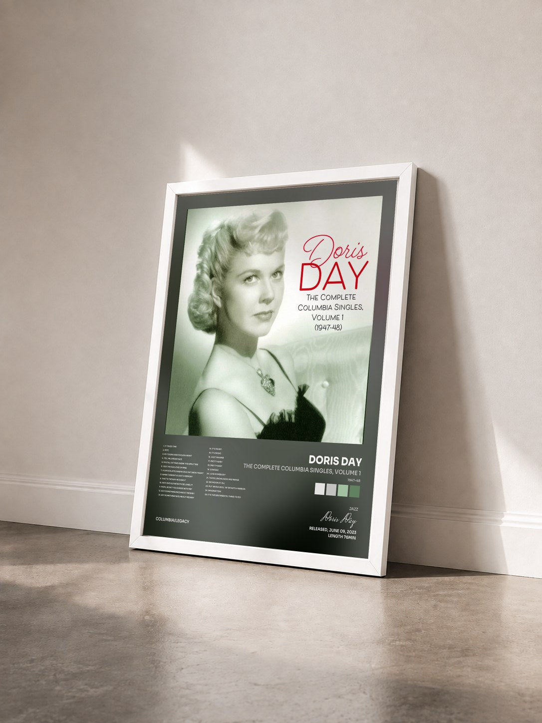 #blanc Tableau de l'album The Complete Columbia Singles, Volume 1 (1947-48) de Doris Day vu de trois quarts, cadre blanc