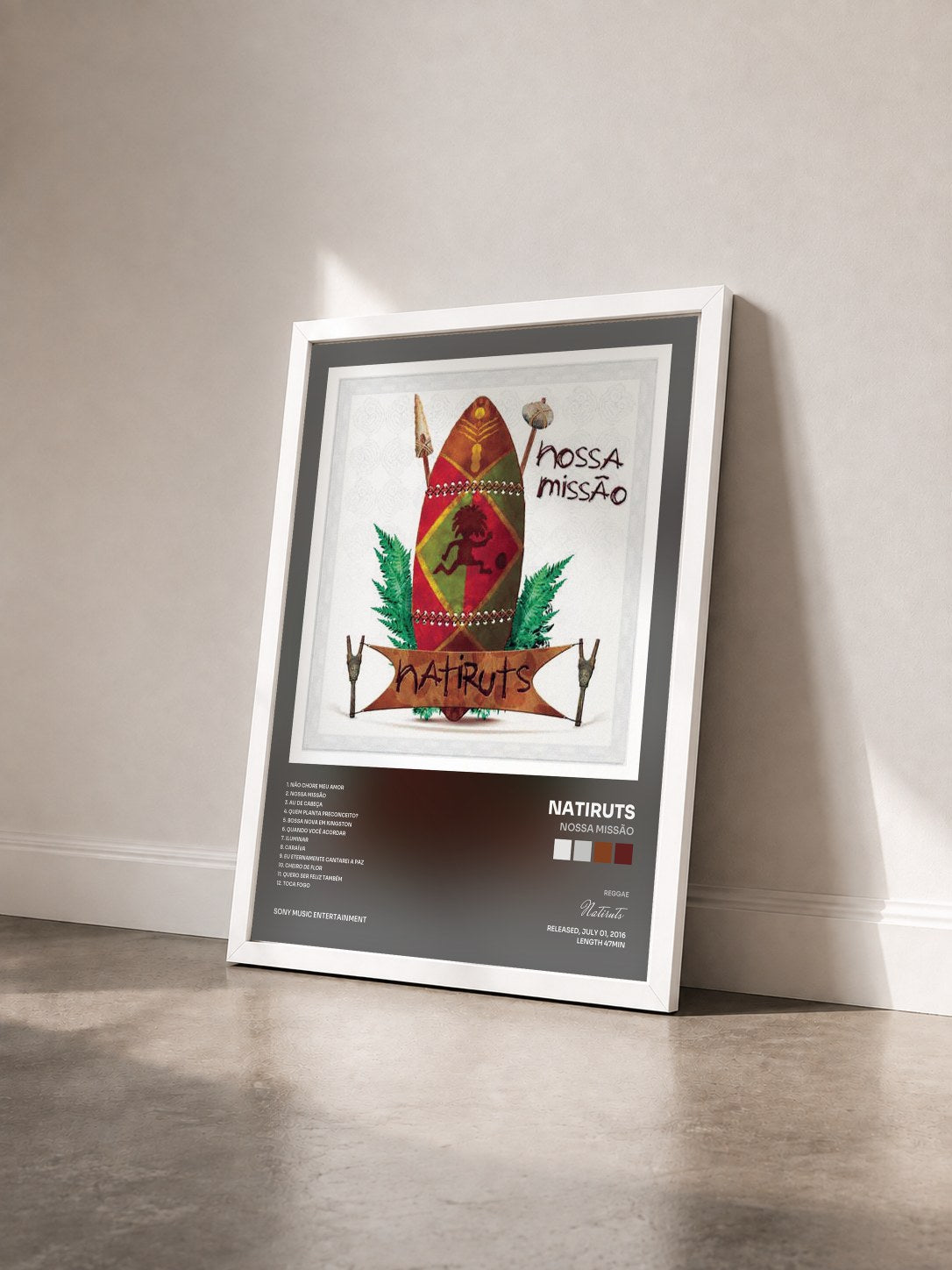 #blanc Tableau de l'album Nossa Missão de Natiruts vu de trois quarts, cadre blanc