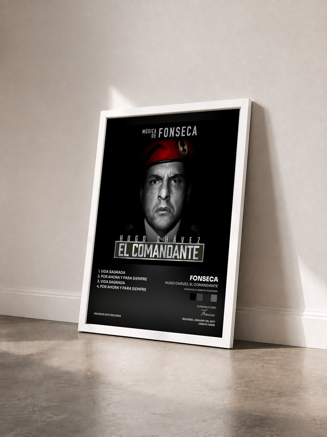 #blanc Tableau de l'album Hugo Chávez, El Comandante (Música de la Serie de Televisión) de Fonseca vu de trois quarts, cadre blanc
