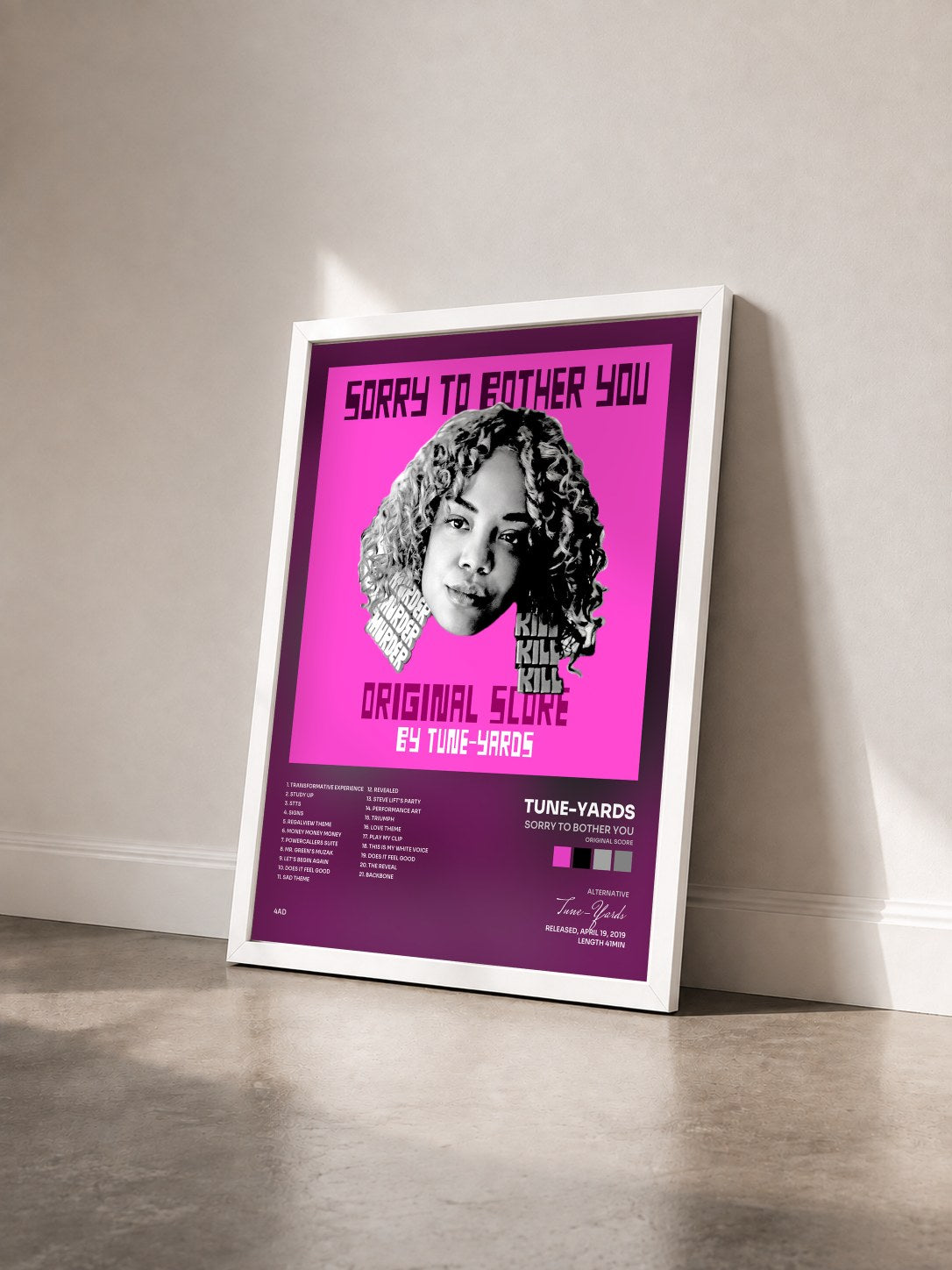 #blanc Tableau de l'album Sorry To Bother You (Original Score) de Tune-Yards vu de trois quarts, cadre blanc