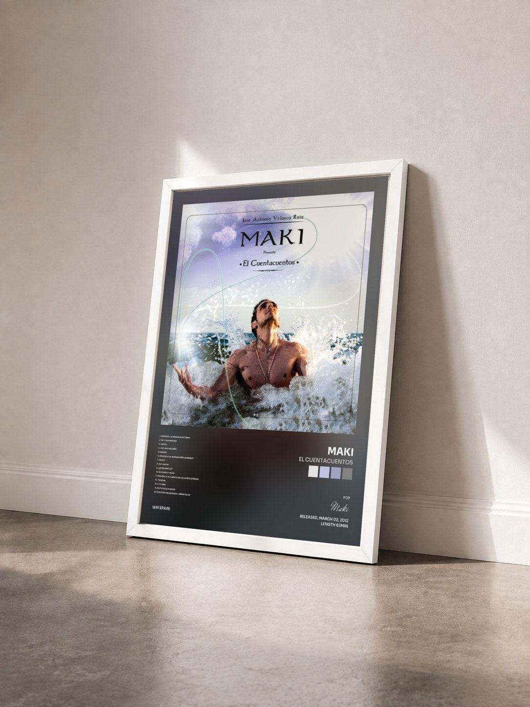 #blanc Tableau de l'album El cuentacuentos de Maki vu de trois quarts, cadre blanc