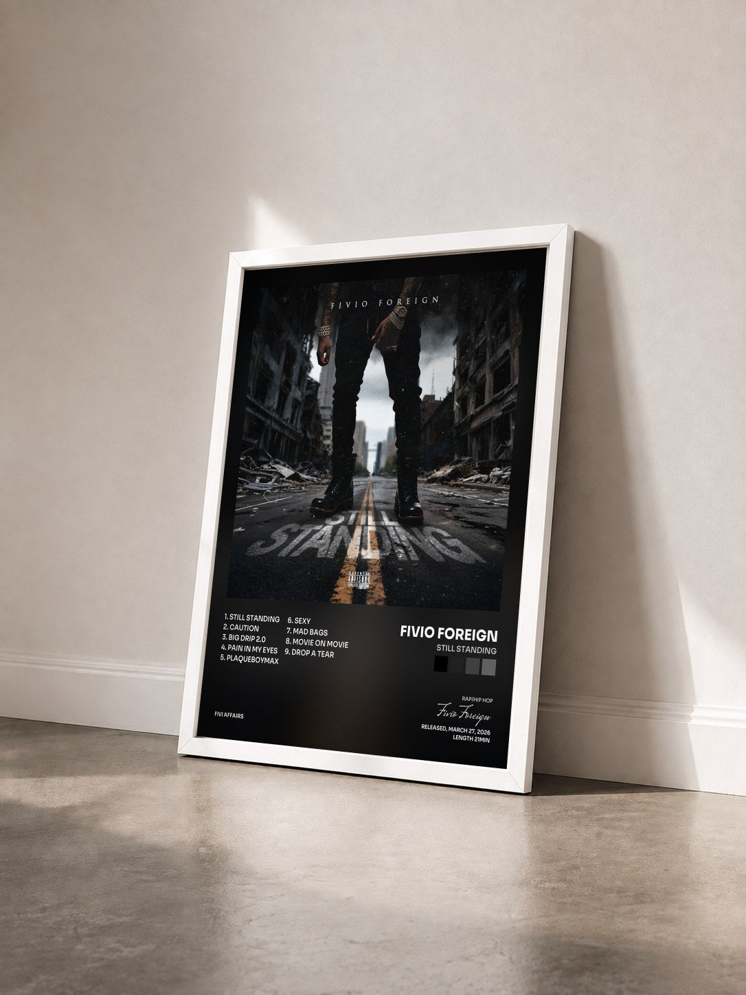 #blanc Tableau de l'album Still Standing de Fivio Foreign vu de trois quarts, cadre blanc