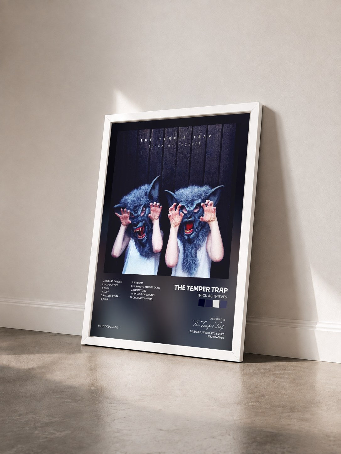 #blanc Tableau de l'album Thick as Thieves de The Temper Trap vu de trois quarts, cadre blanc