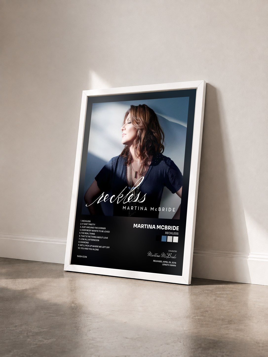 #blanc Tableau de l'album Reckless de Martina McBride vu de trois quarts, cadre blanc