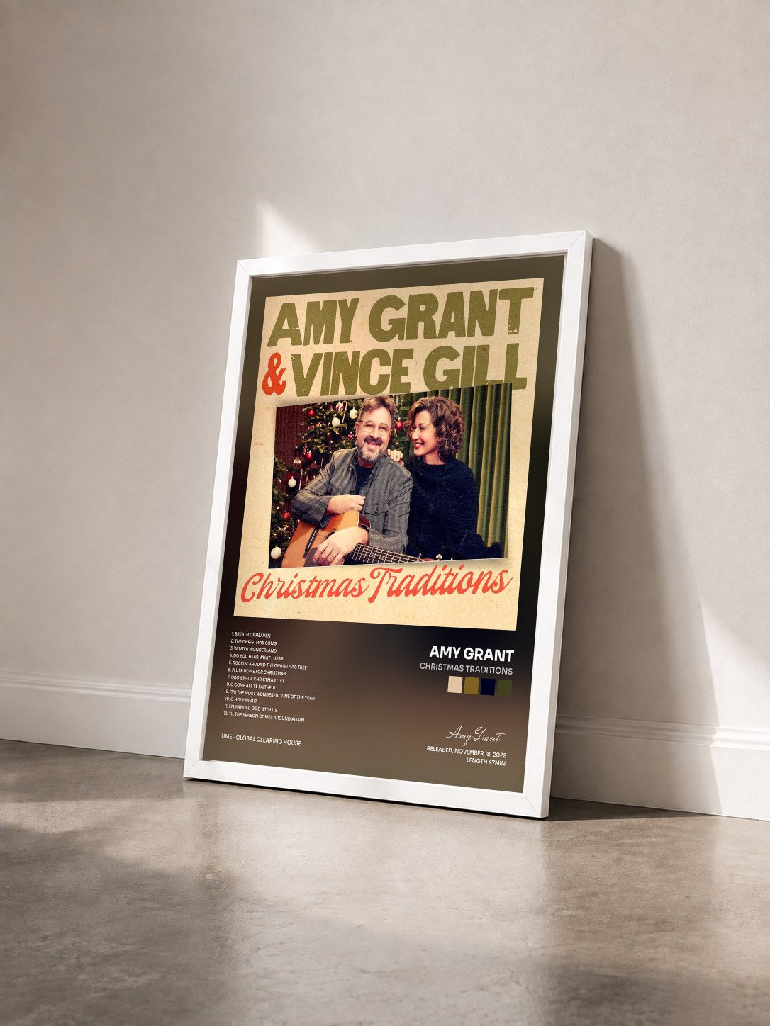 #blanc Tableau de l'album Christmas Traditions de Amy Grant vu de trois quarts, cadre blanc