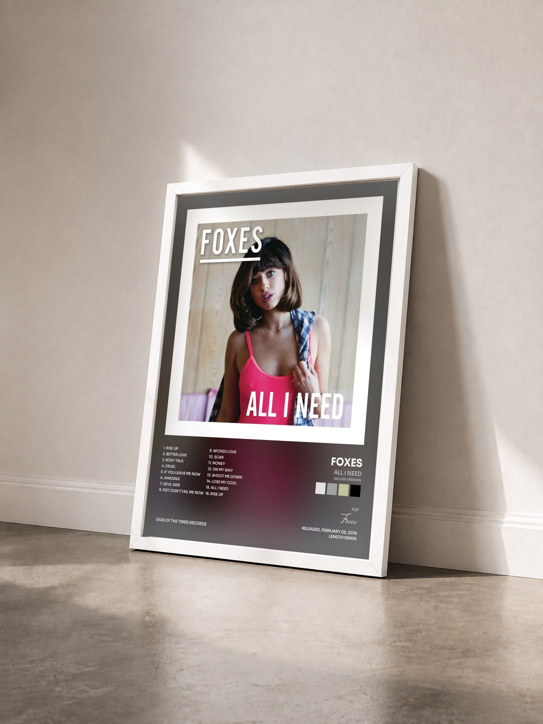 #blanc Tableau de l'album All I Need (Deluxe Version) de Foxes vu de trois quarts, cadre blanc