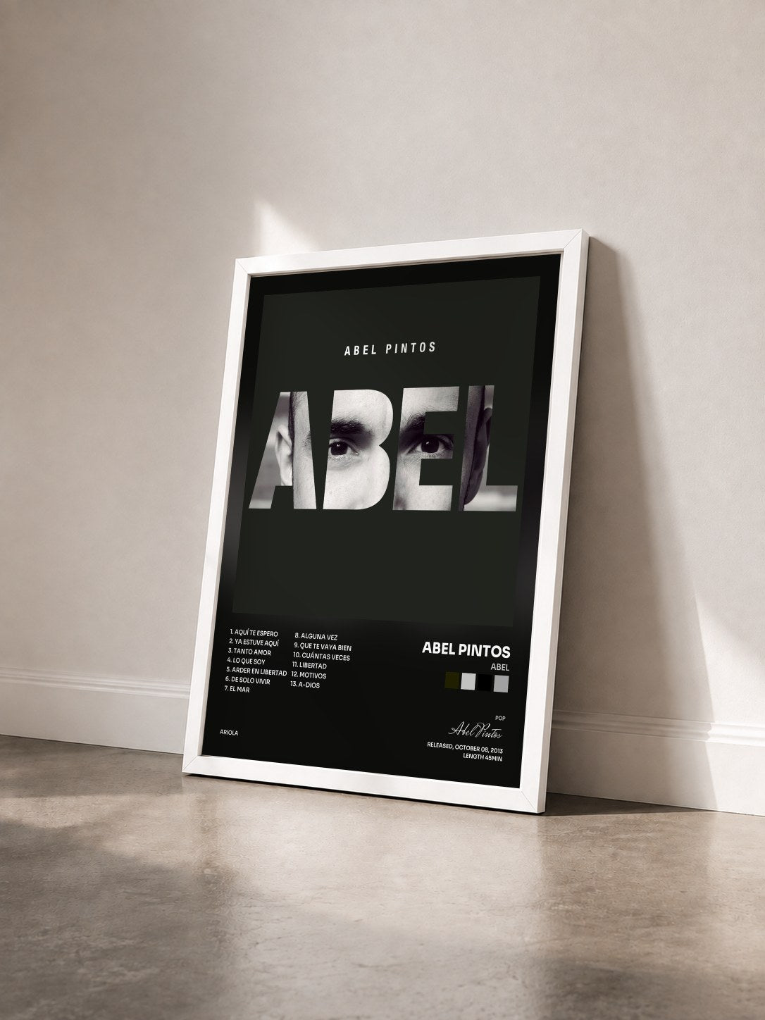 #blanc Tableau de l'album Abel de Abel Pintos vu de trois quarts, cadre blanc