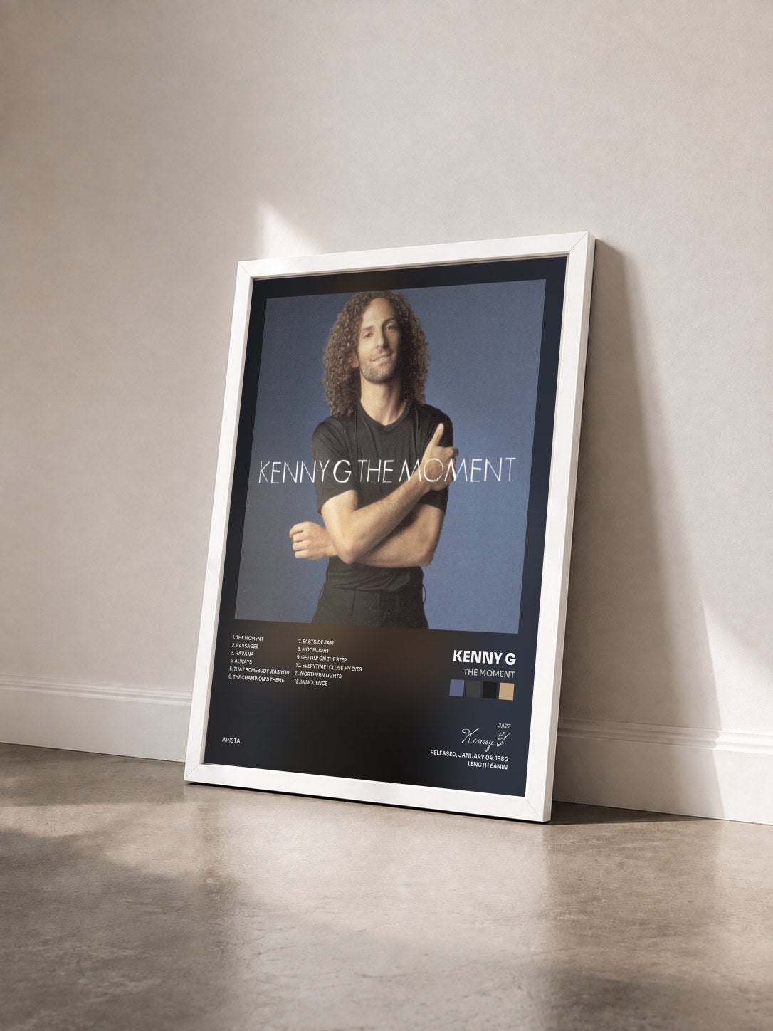 #blanc Tableau de l'album The Moment de Kenny G vu de trois quarts, cadre blanc