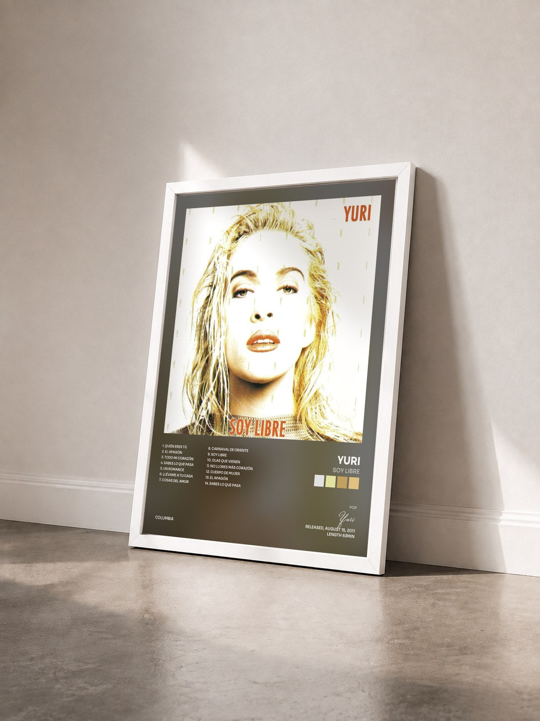 #blanc Tableau de l'album Soy Libre de Yuri vu de trois quarts, cadre blanc