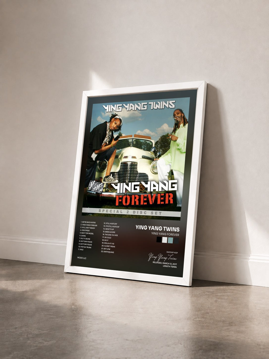 #blanc Tableau de l'album Ying Yang Forever de Ying Yang Twins vu de trois quarts, cadre blanc