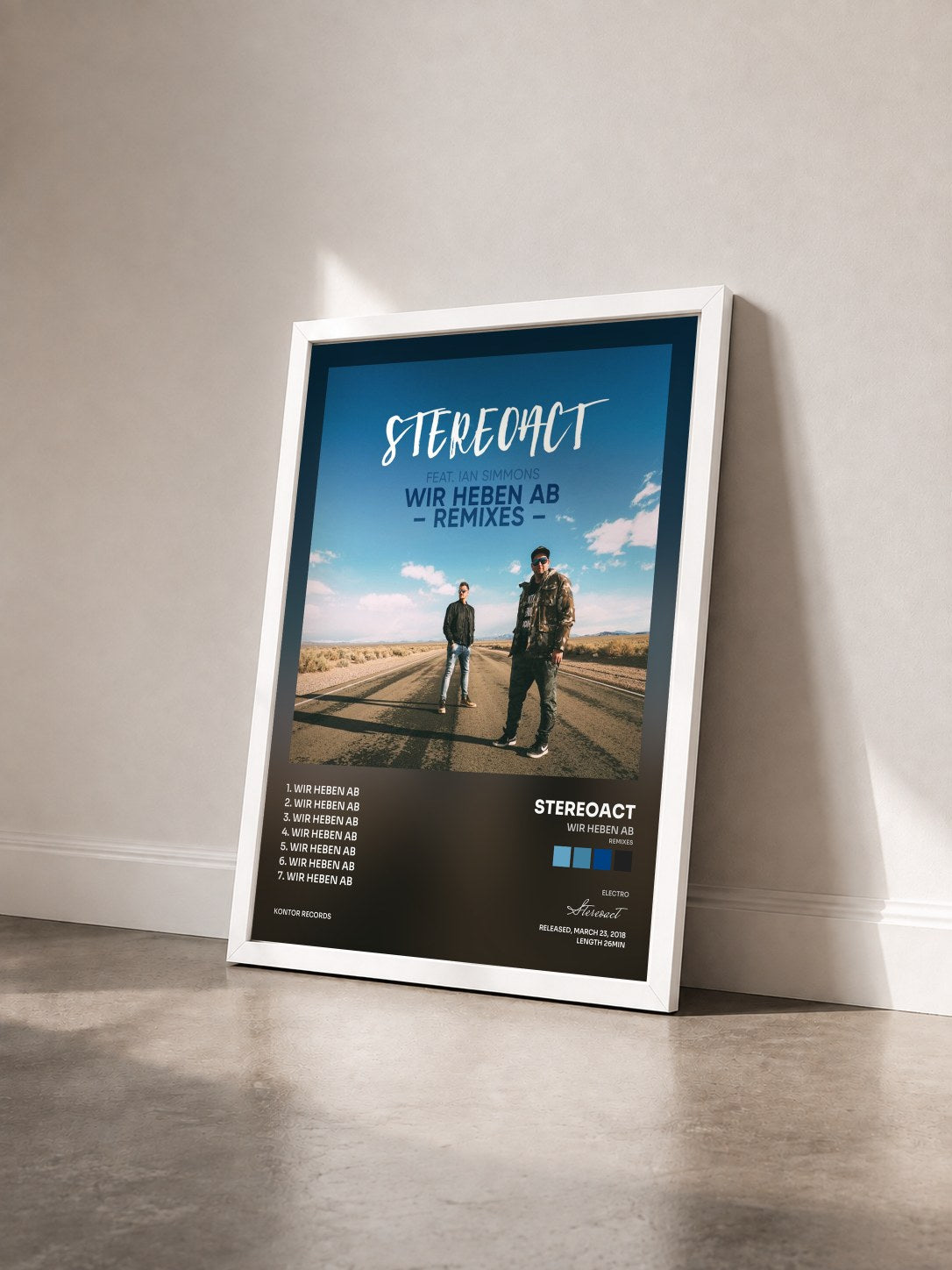 #blanc Tableau de l'album Wir heben ab (Remixes) de Stereoact vu de trois quarts, cadre blanc