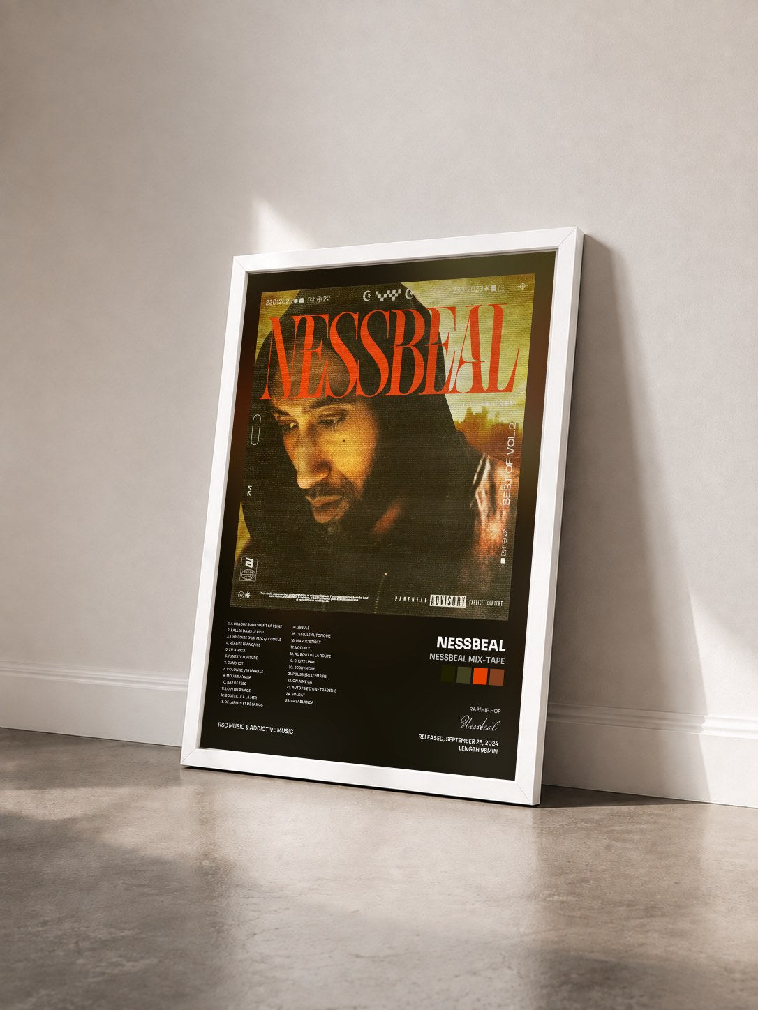 #blanc Tableau de l'album Nessbeal Mix-tape de Nessbeal vu de trois quarts, cadre blanc