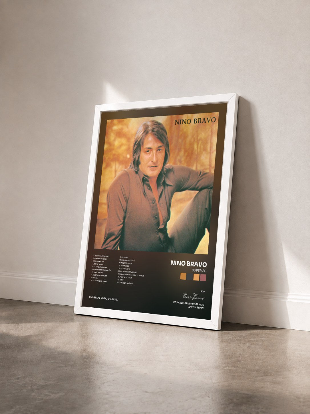 #blanc Tableau de l'album Super 20 de Nino Bravo vu de trois quarts, cadre blanc