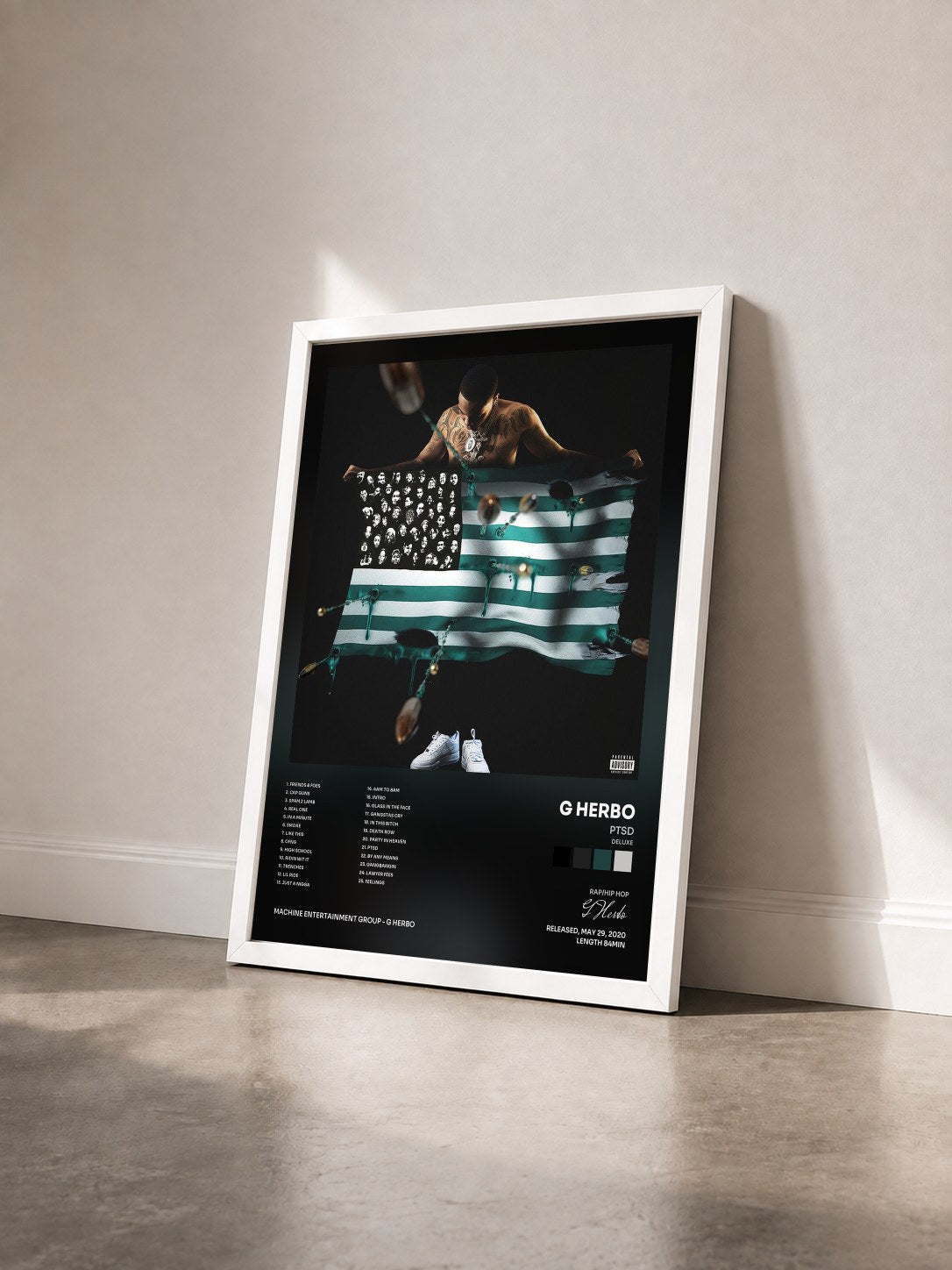 #blanc Tableau de l'album PTSD (Deluxe) de G Herbo vu de trois quarts, cadre blanc