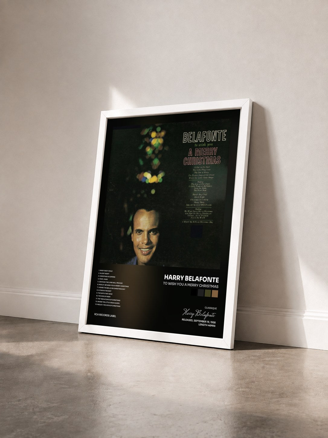#blanc Tableau de l'album To Wish You A Merry Christmas de Harry Belafonte vu de trois quarts, cadre blanc