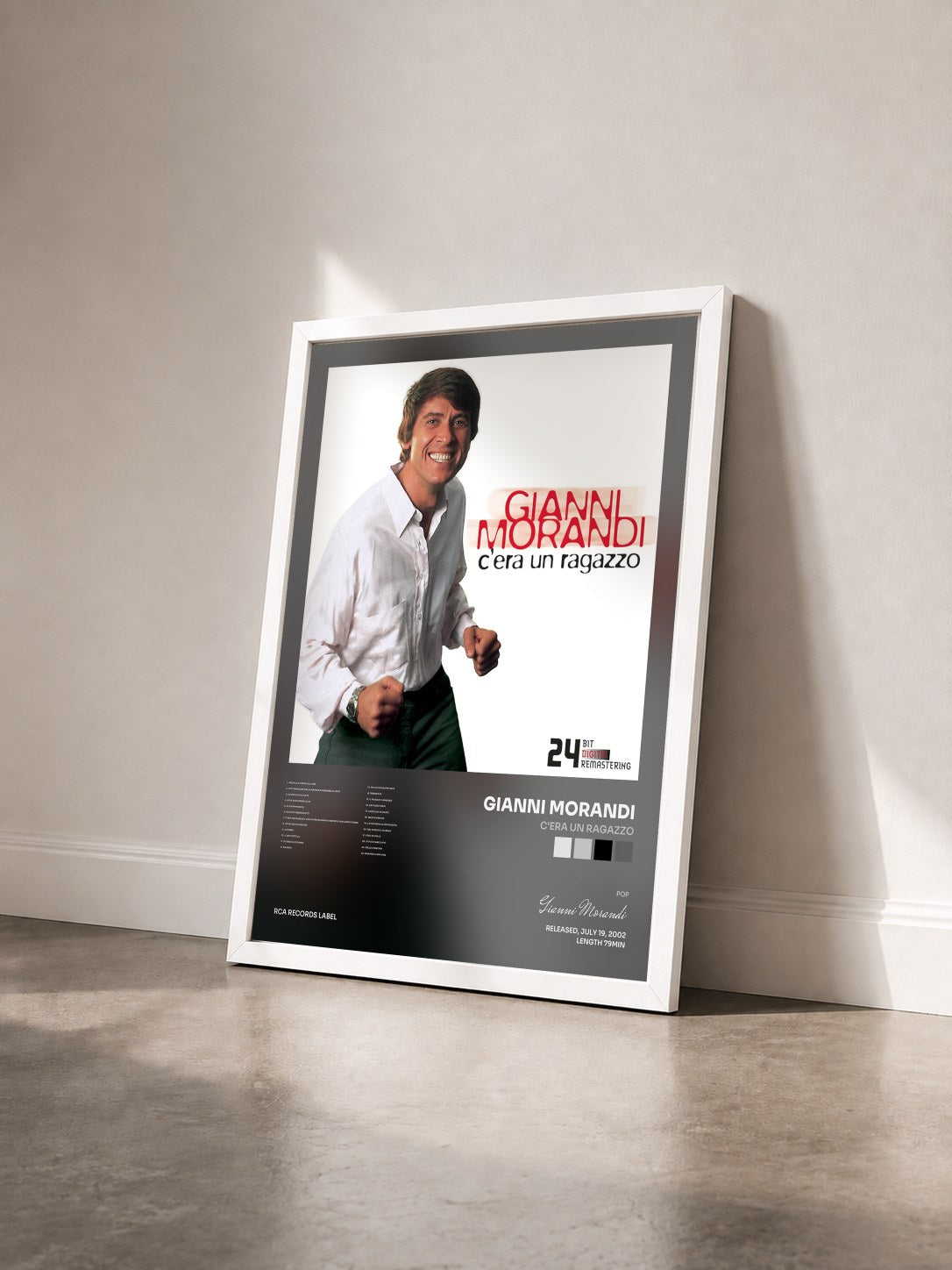 #blanc Tableau de l'album C'era Un Ragazzo de Gianni Morandi vu de trois quarts, cadre blanc