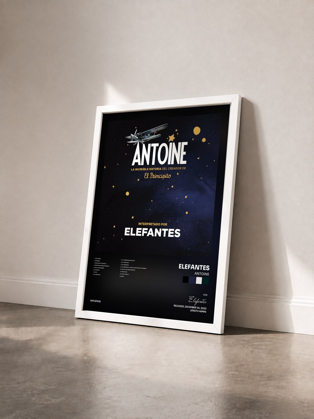 #blanc Tableau de l'album Antoine de Elefantes vu de trois quarts, cadre blanc