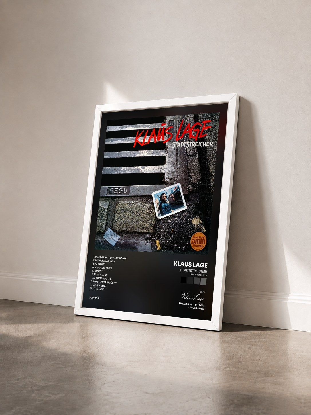 #blanc Tableau de l'album Stadtstreicher (Remastered 2011) de Klaus Lage vu de trois quarts, cadre blanc