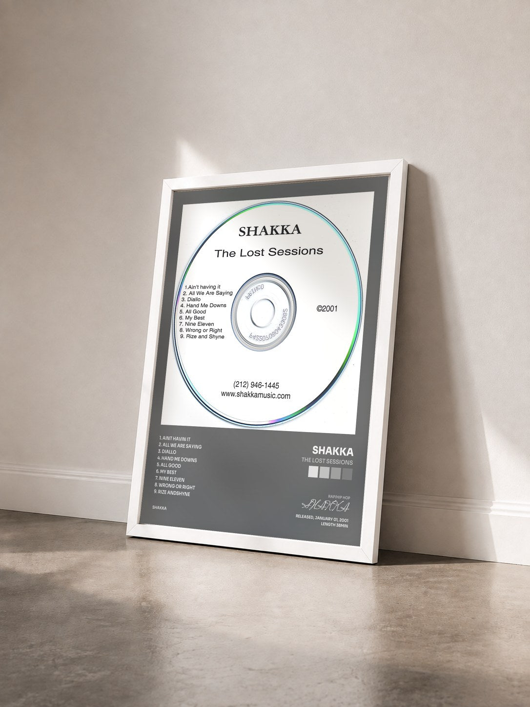 #blanc Tableau de l'album The Lost Sessions de SHAKKA vu de trois quarts, cadre blanc