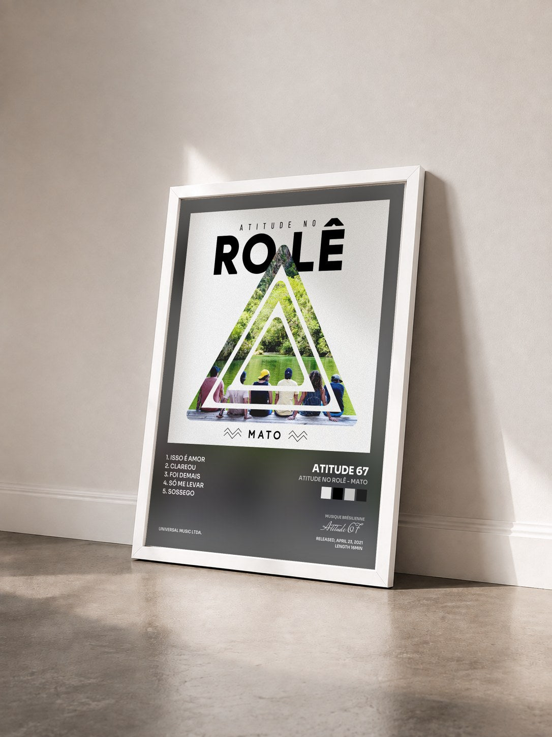 #blanc Tableau de l'album Atitude No Rolê - Mato de Atitude 67 vu de trois quarts, cadre blanc