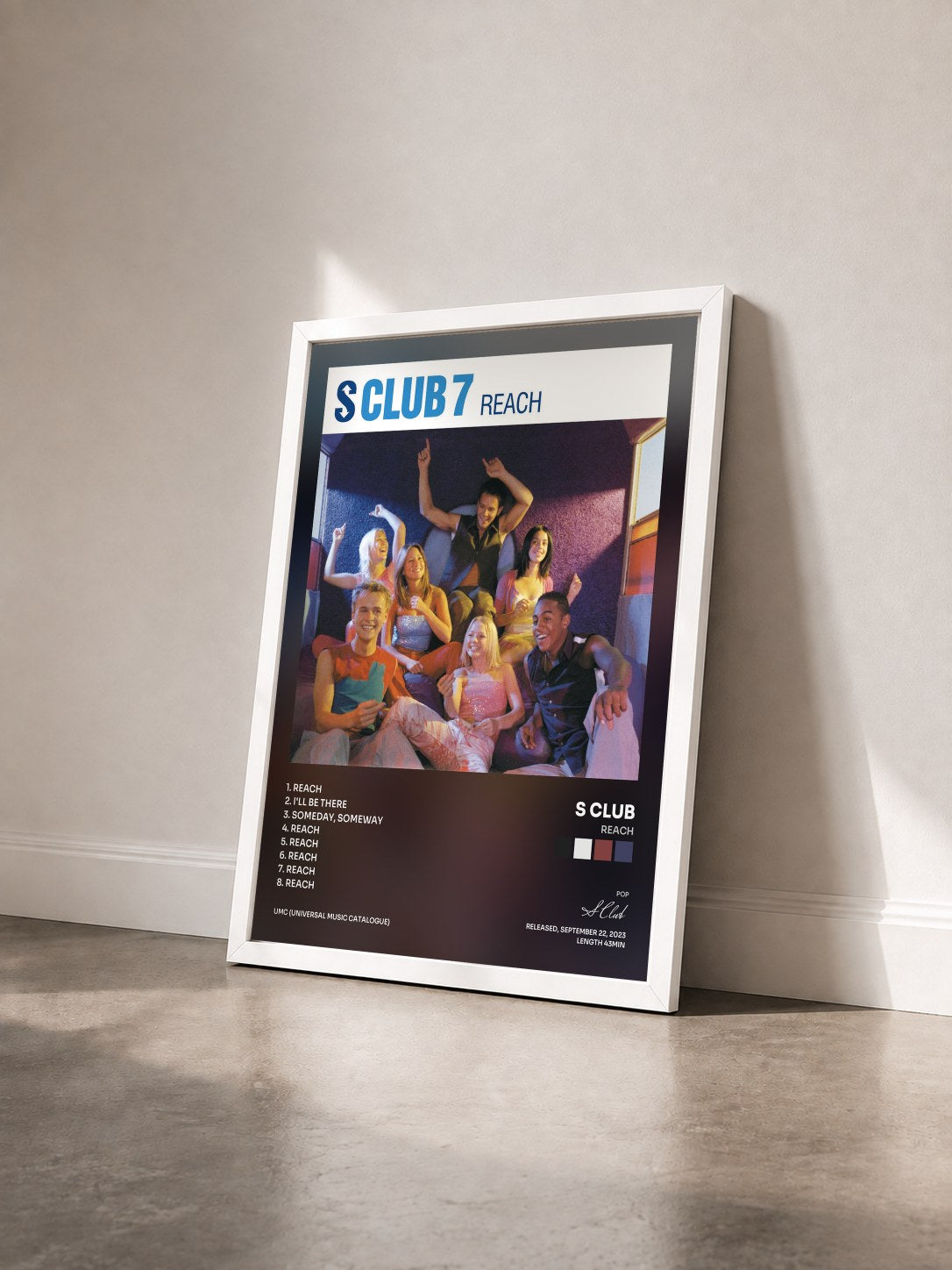 #blanc Tableau de l'album Reach de S Club vu de trois quarts, cadre blanc