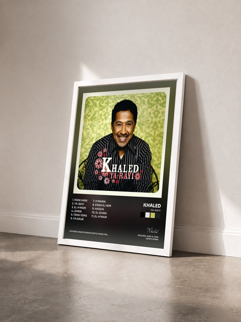 #blanc Tableau de l'album Ya-Rayi de Khaled vu de trois quarts, cadre blanc