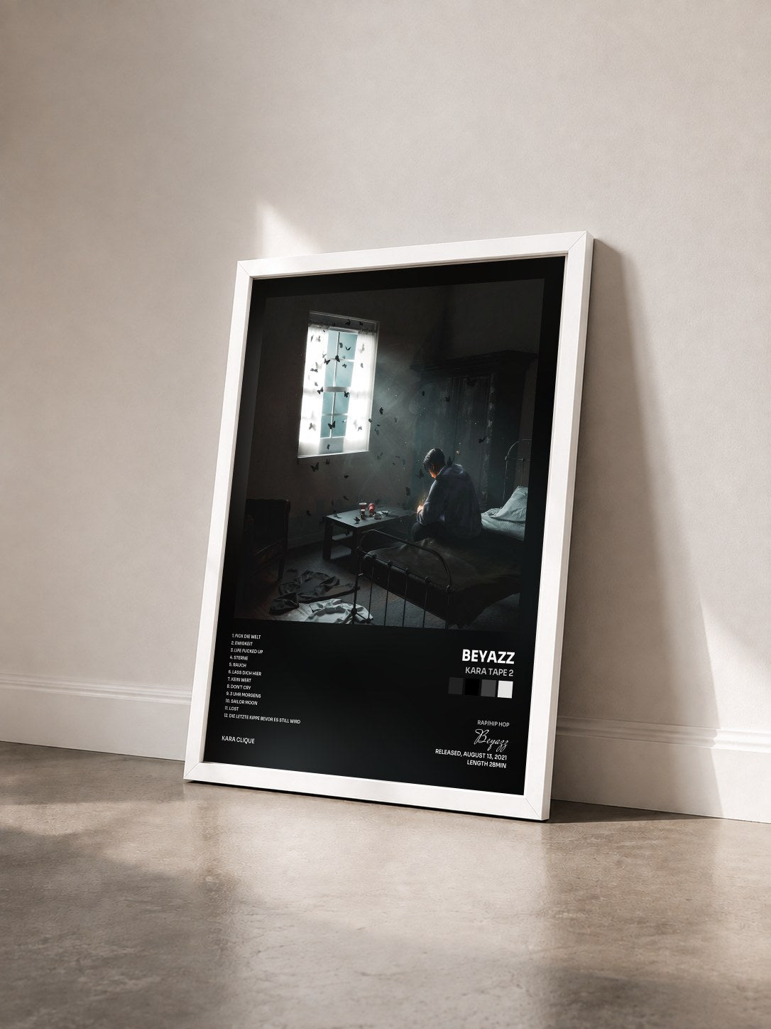 #blanc Tableau de l'album Kara Tape 2 de Beyazz vu de trois quarts, cadre blanc