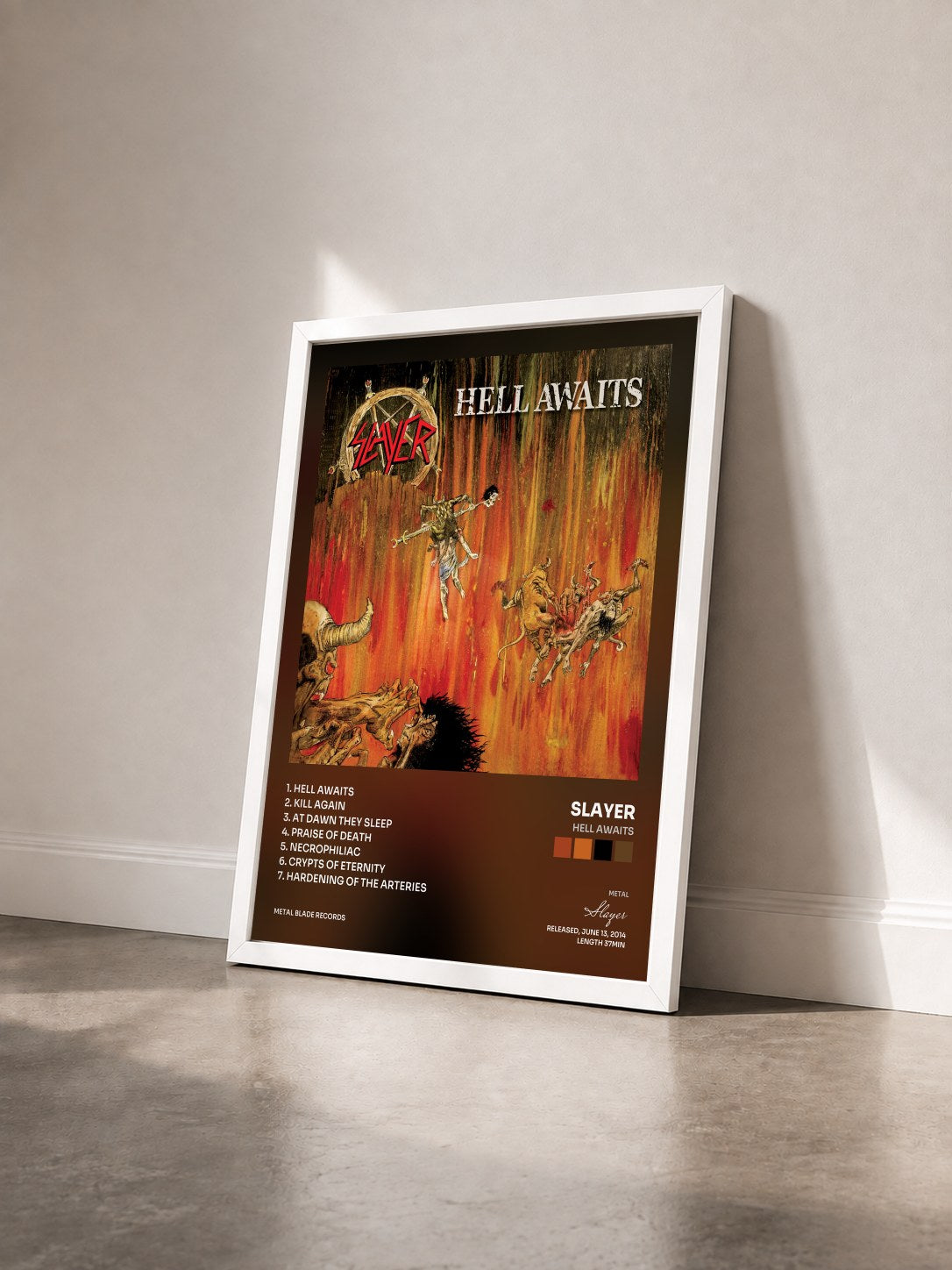 #blanc Tableau de l'album Hell Awaits de Slayer vu de trois quarts, cadre blanc
