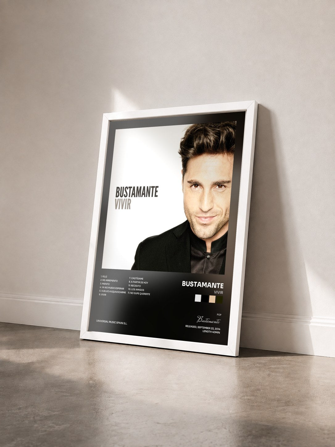 #blanc Tableau de l'album Vivir de Bustamante vu de trois quarts, cadre blanc