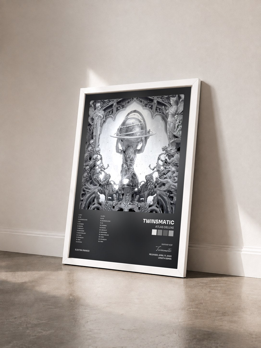 #blanc Tableau de l'album ATLAS DELUXE de Twinsmatic vu de trois quarts, cadre blanc