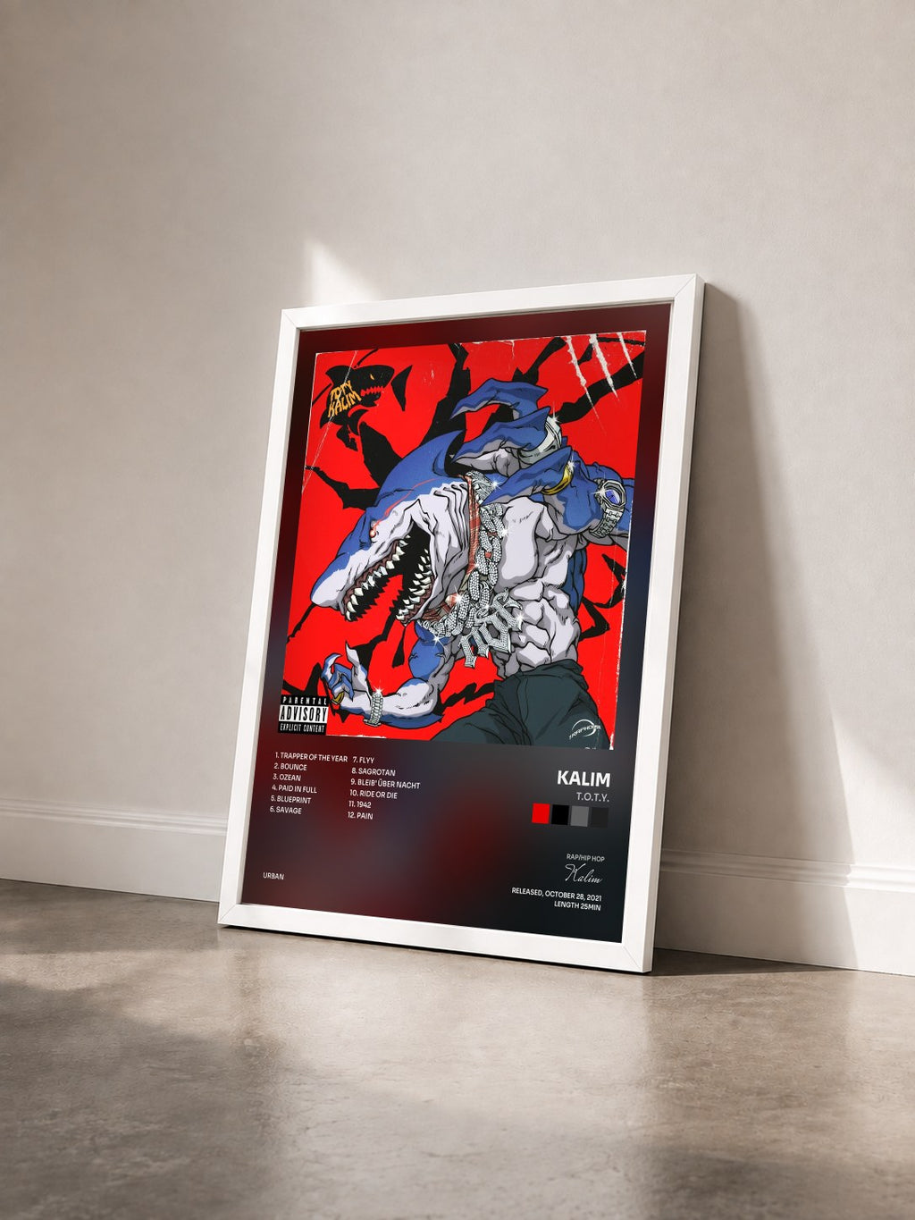 #blanc Tableau de l'album T.O.T.Y. de Kalim vu de trois quarts, cadre blanc