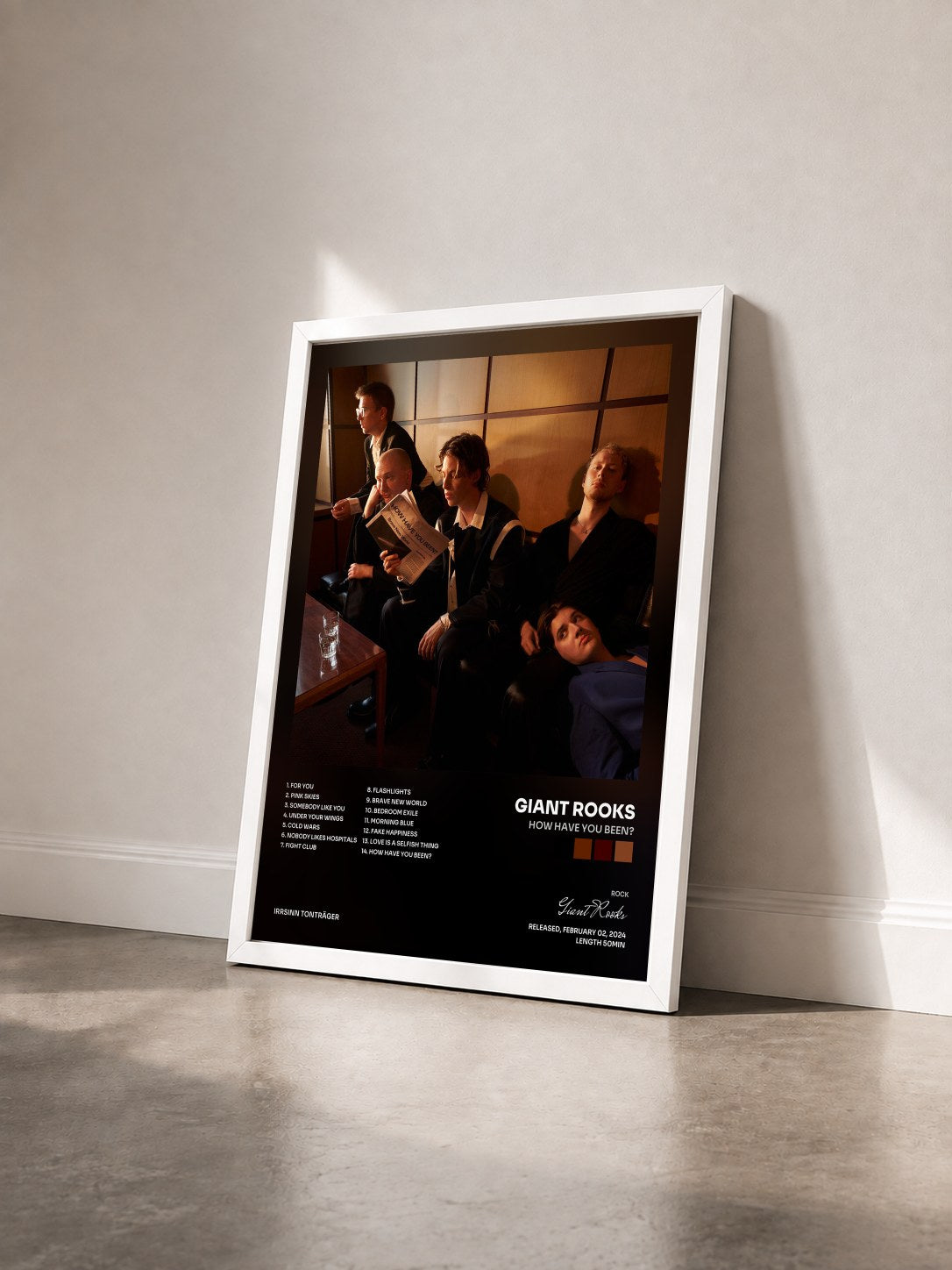 #blanc Tableau de l'album How Have You Been? de Giant Rooks vu de trois quarts, cadre blanc