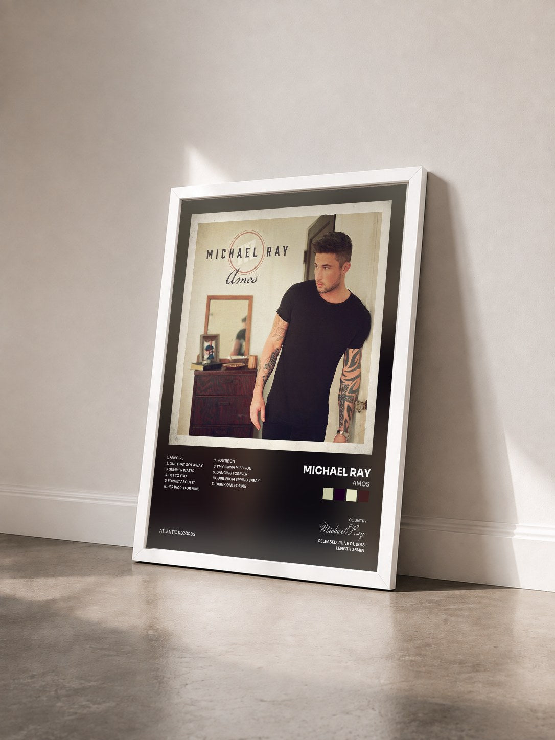 #blanc Tableau de l'album Amos de Michael Ray vu de trois quarts, cadre blanc