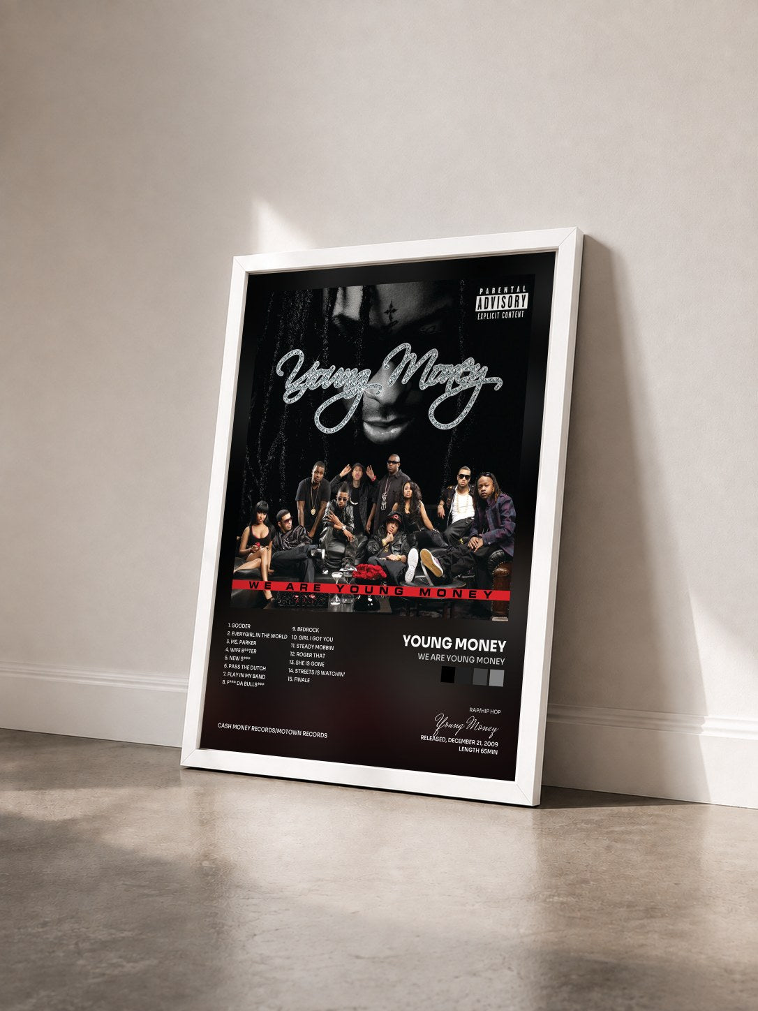 #blanc Tableau de l'album We Are Young Money de Young Money vu de trois quarts, cadre blanc