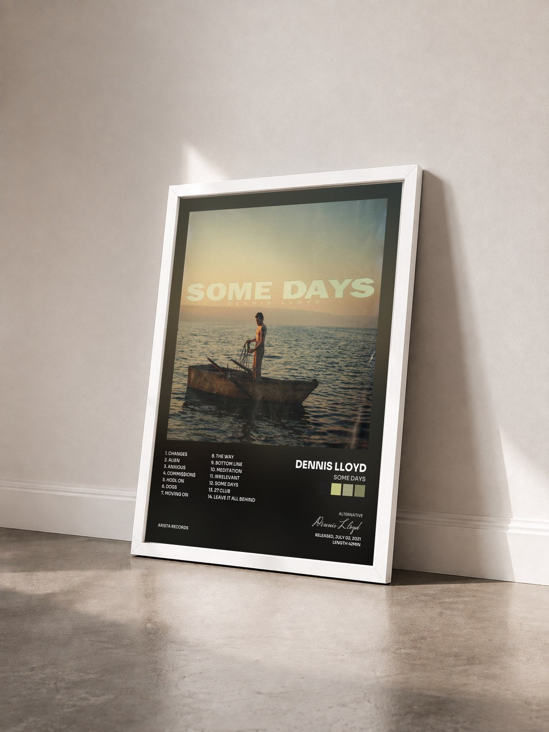 #blanc Tableau de l'album Some Days de Dennis Lloyd vu de trois quarts, cadre blanc