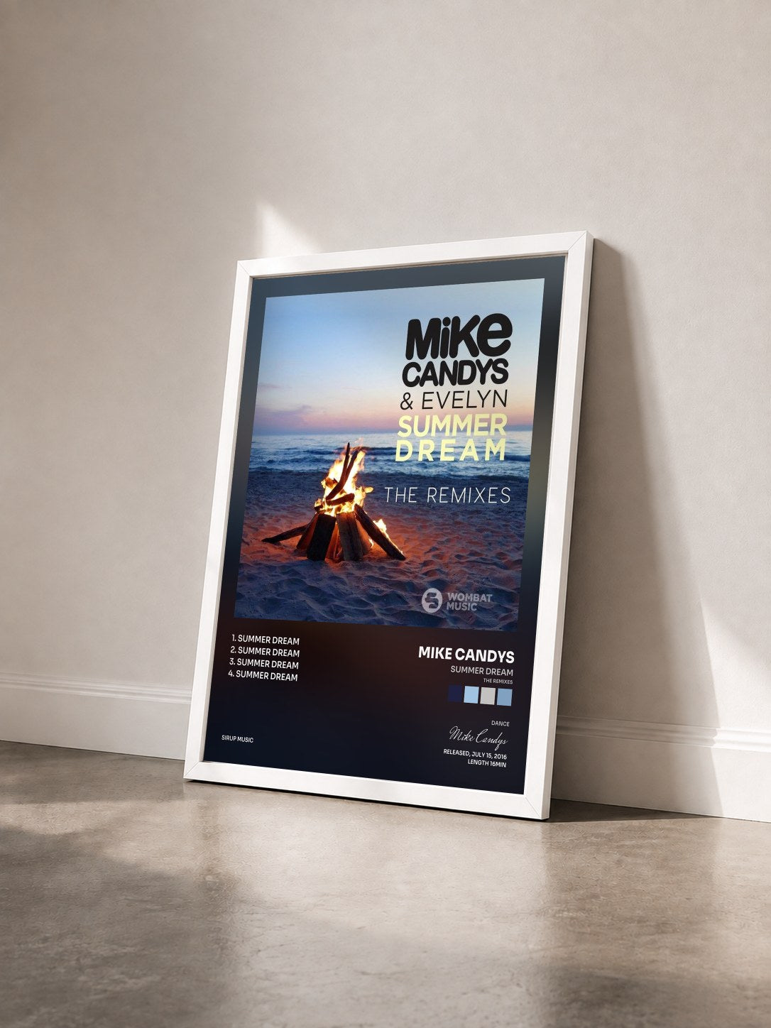 #blanc Tableau de l'album Summer Dream (The Remixes) de Mike Candys vu de trois quarts, cadre blanc