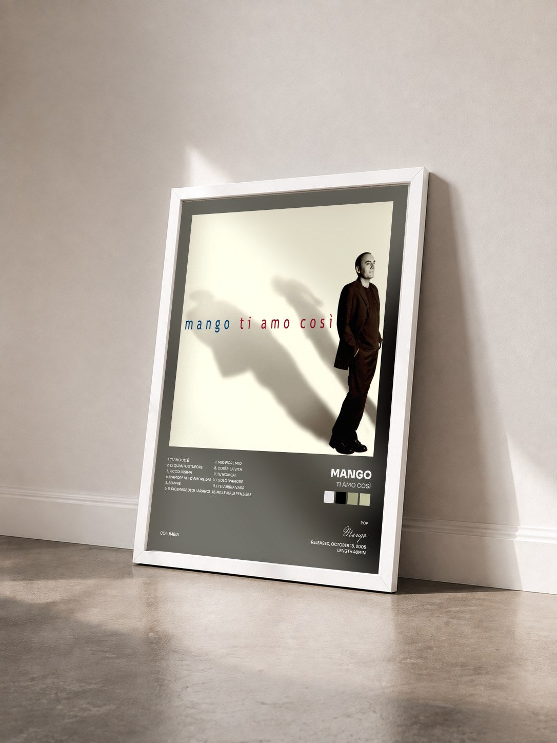 #blanc Tableau de l'album Ti Amo Così de Mango vu de trois quarts, cadre blanc
