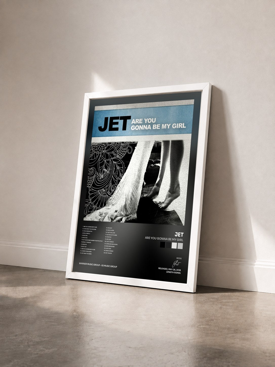 #blanc Tableau de l'album Are You Gonna Be My Girl de Jet vu de trois quarts, cadre blanc
