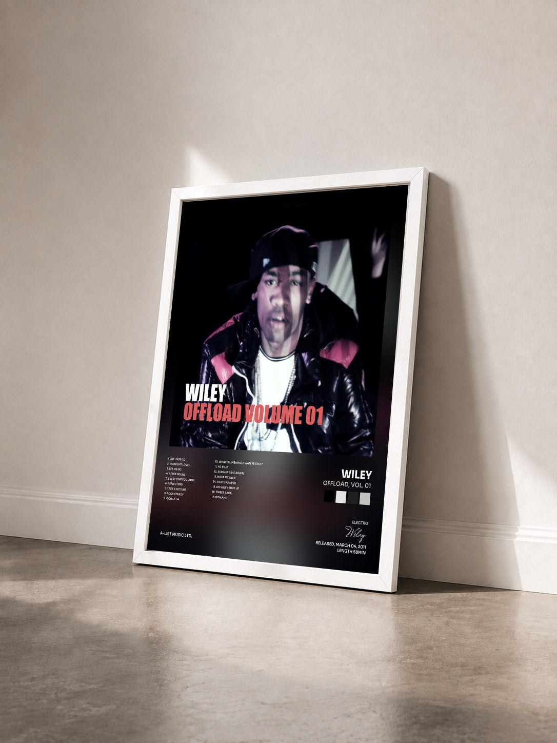 #blanc Tableau de l'album Offload, Vol. 01 de Wiley vu de trois quarts, cadre blanc