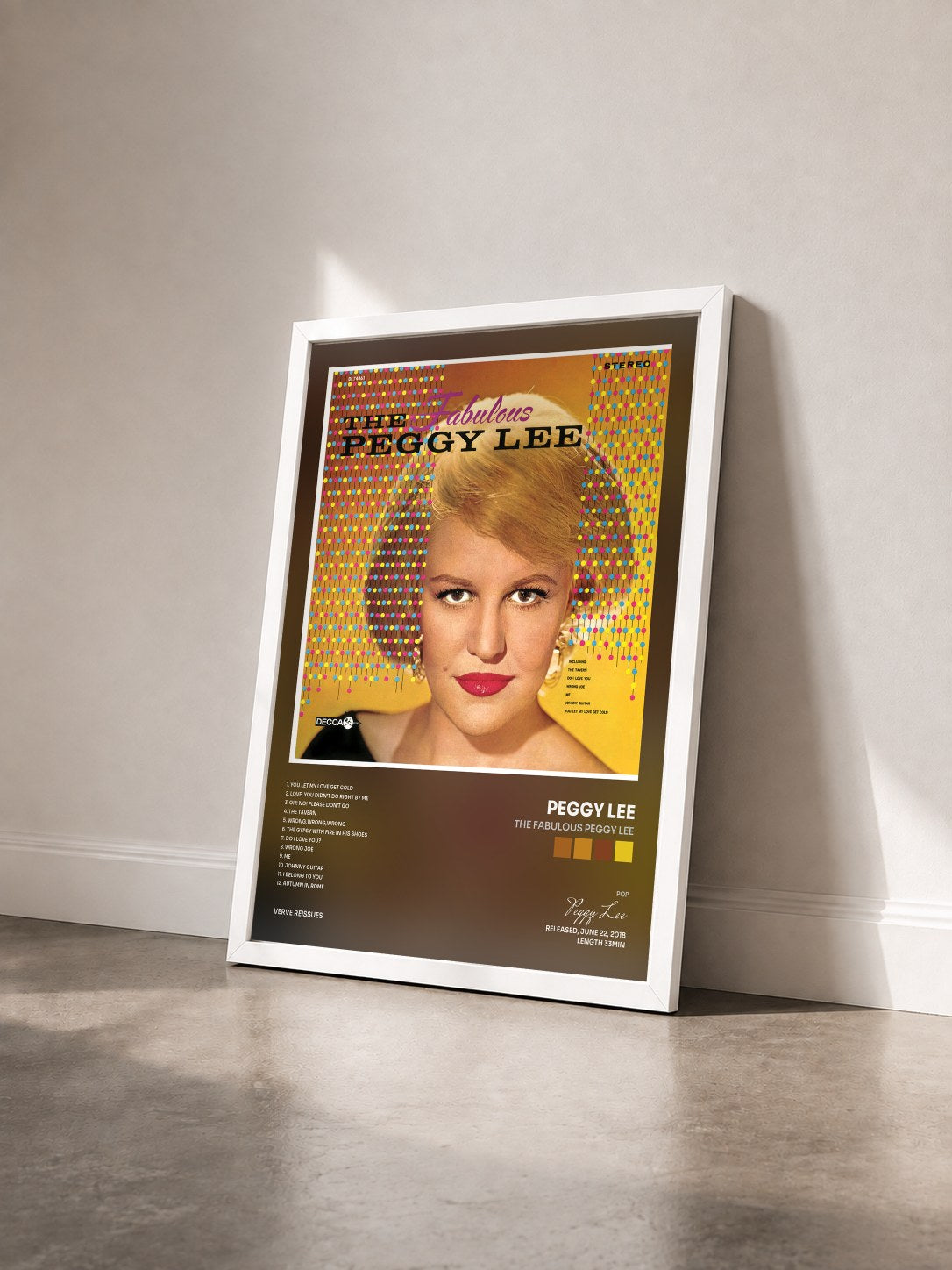 #blanc Tableau de l'album The Fabulous Peggy Lee de Peggy Lee vu de trois quarts, cadre blanc