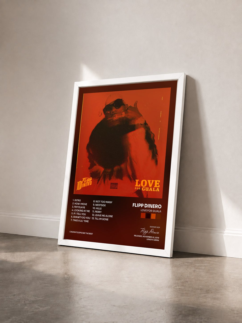 #blanc Tableau de l'album LOVE FOR GUALA de Flipp Dinero vu de trois quarts, cadre blanc