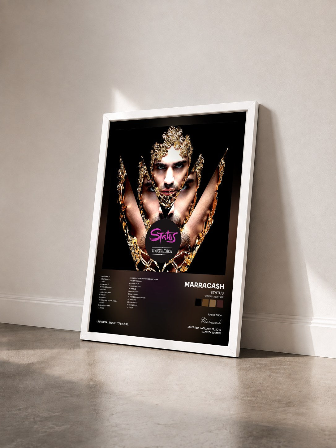 #blanc Tableau de l'album Status (Vendetta Edition) de Marracash vu de trois quarts, cadre blanc