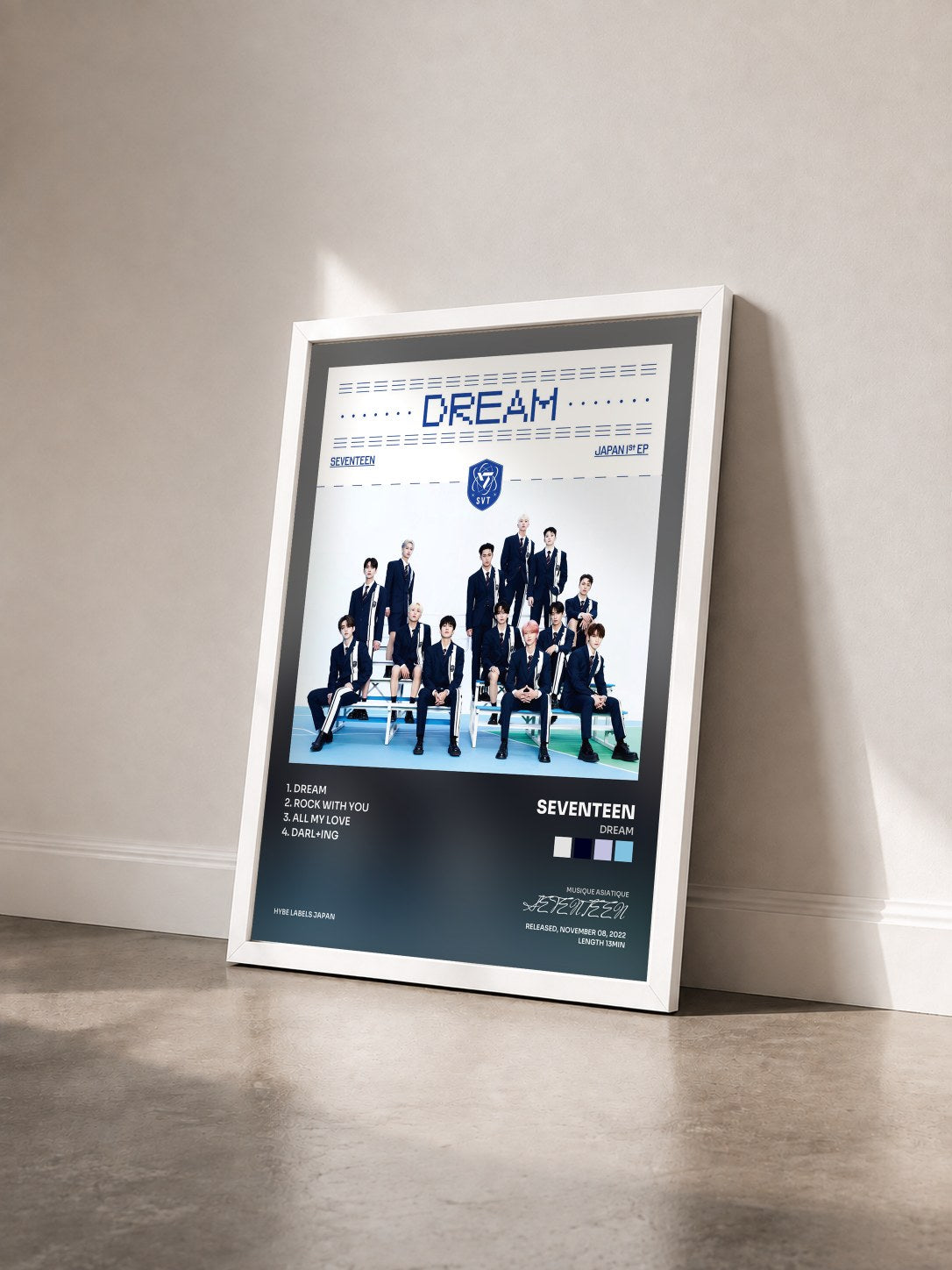 #blanc Tableau de l'album DREAM de SEVENTEEN vu de trois quarts, cadre blanc